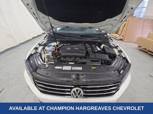 Used 2017 Volkswagen Passat 1.8T S image 39