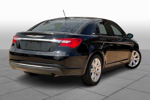 Used 2013 Chrysler 200 Touring w/ S Exterior Appearance Pkg image 13