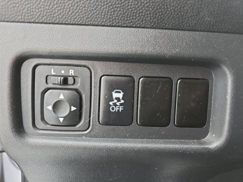 Used 2018 Mitsubishi Mirage ES image 23