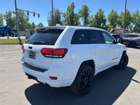 Certified 2022 Jeep Grand Cherokee Laredo X image 7