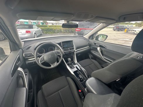 Used 2020 Mitsubishi Eclipse Cross ES image 16