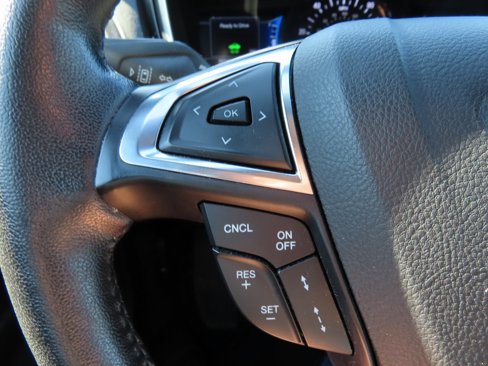Used 2020 Ford Fusion Energi Titanium image 20