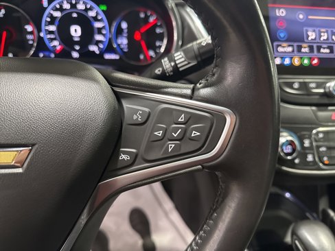 Used 2022 Chevrolet Malibu Premier image 21