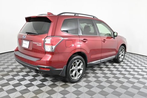 Used 2017 Subaru Forester 2.5i Touring image 10