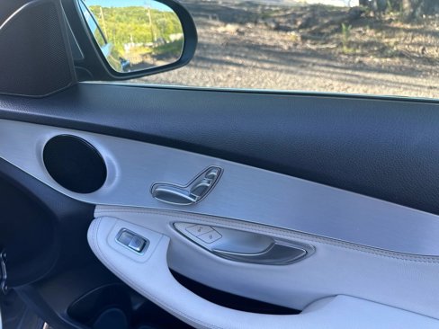 Used 2016 Mercedes-Benz C 300 Sedan image 27