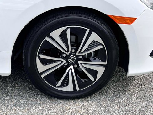 Used 2018 Honda Civic EX-L image 8