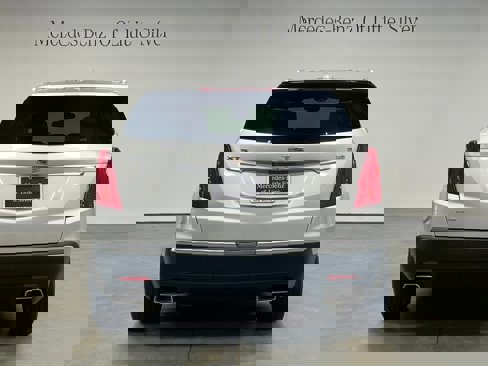 Used 2019 Cadillac XT5 Premium Luxury image 4