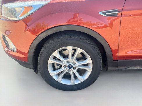 Used 2019 Ford Escape SE image 29
