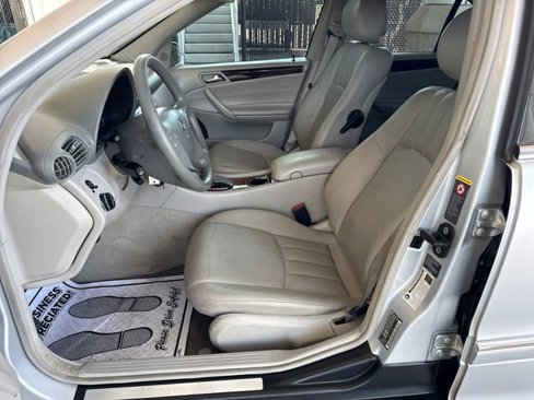 Used 2006 Mercedes-Benz C 280 4MATIC Sedan image 9