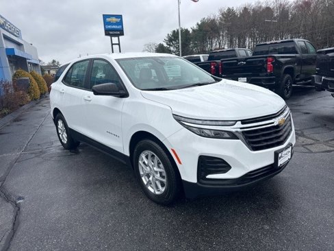 Certified 2022 Chevrolet Equinox LS w/ LPO, Floor Liner Package image 8