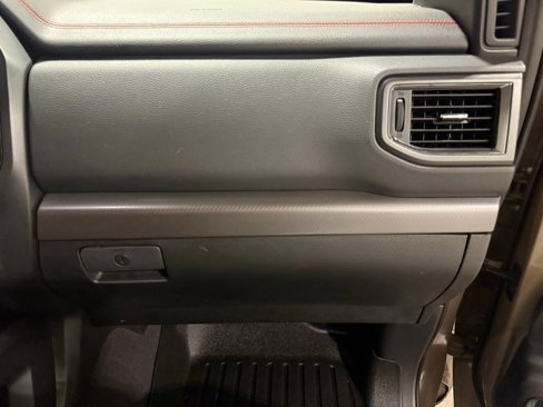 Used 2020 Nissan Titan PRO-4X image 29