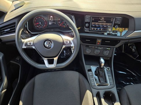 Used 2021 Volkswagen Jetta S image 12