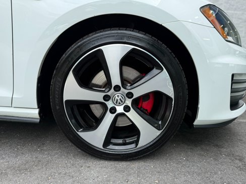 Used 2017 Volkswagen GTI S image 45