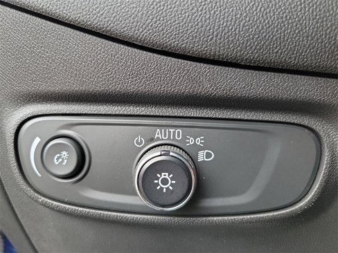 Used 2022 Chevrolet Equinox LT image 18