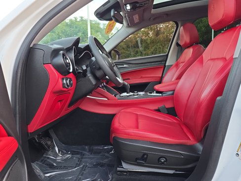 Used 2021 Alfa Romeo Stelvio Sprint w/ Sun & Sound Package image 25