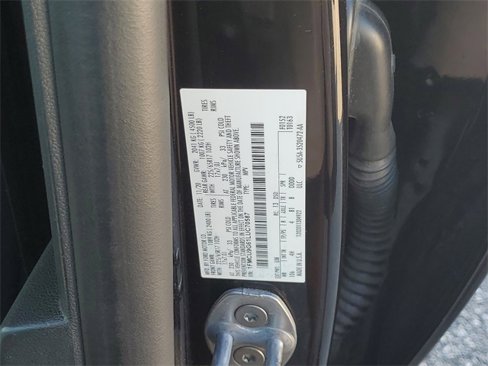 Used 2020 Ford Escape SE image 30