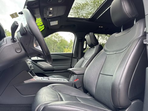 Used 2020 Ford Explorer ST w/ Premium Technology Package image 19