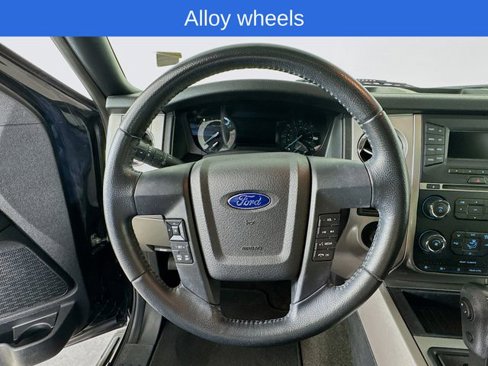 Used 2017 Ford Expedition XLT image 15