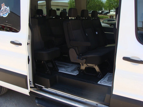Used 2024 Ford Transit 350 XLT image 5