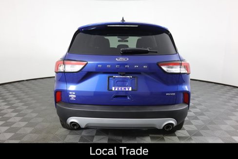 Used 2022 Ford Escape SE image 6