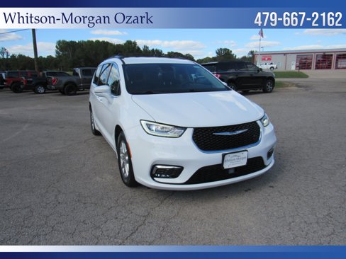 Used 2022 Chrysler Pacifica Touring-L image 19