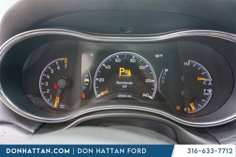 Used 2021 Jeep Grand Cherokee Laredo X image 5
