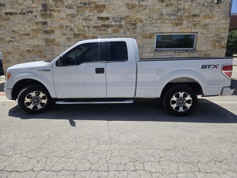 Used 2014 Ford F150 STX w/ Equipment Group 201A Mid image 1