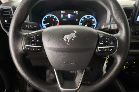 Used 2022 Ford Bronco Sport image 3