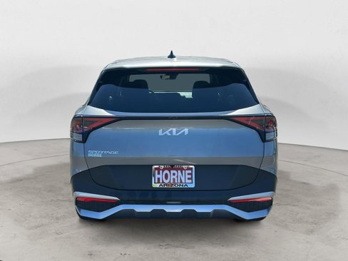 Used 2023 Kia Sportage LX image 5