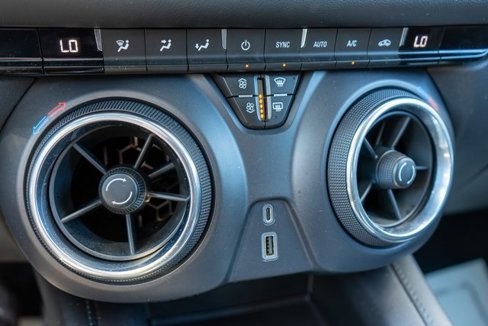 Used 2020 Chevrolet Blazer LT image 27