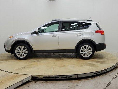 Used 2015 Toyota RAV4 Limited image 8