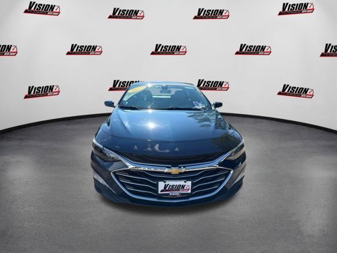 Used 2019 Chevrolet Malibu LT w/ Leather Package image 2