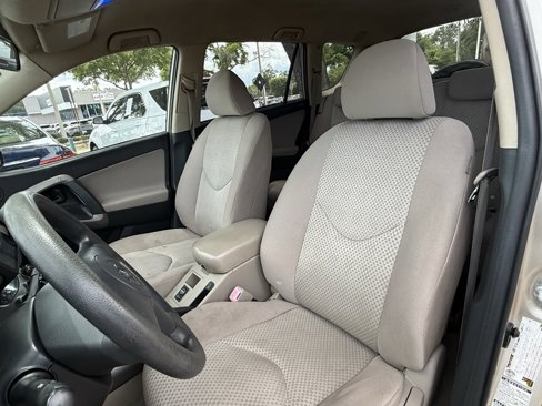 Used 2008 Toyota RAV4 4WD image 5