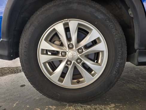 Used 2023 Mitsubishi Outlander Sport ES image 16