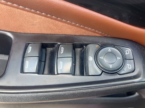 Used 2019 Chevrolet Traverse High Country image 16