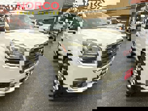 Used 2015 GMC Acadia SLE image 2