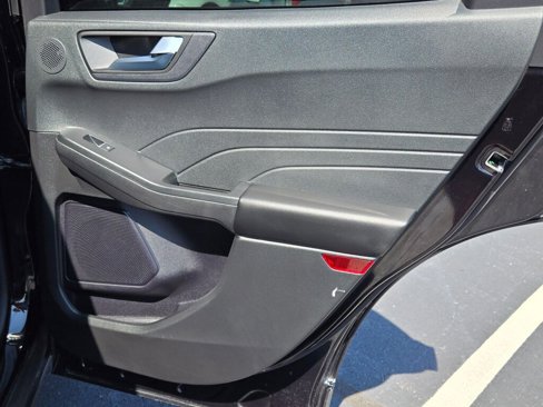 Used 2023 Ford Escape Platinum w/ Premium Technology Package image 25
