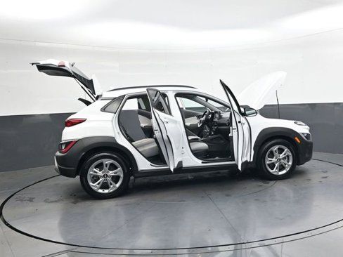 Used 2023 Hyundai Kona SEL image 32