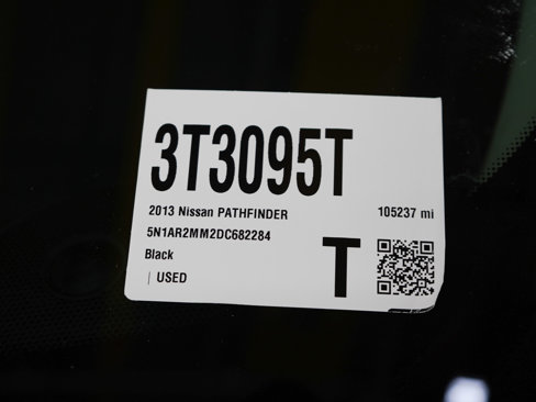Used 2013 Nissan Pathfinder Platinum w/ Platinum Premium Pkg image 29