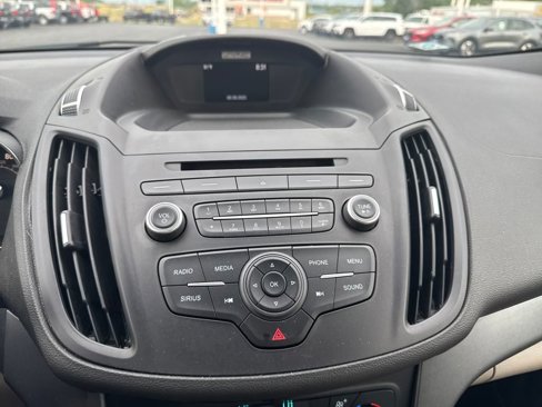 Used 2018 Ford Escape SE image 18
