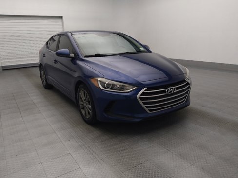 Used 2017 Hyundai Elantra SE image 13