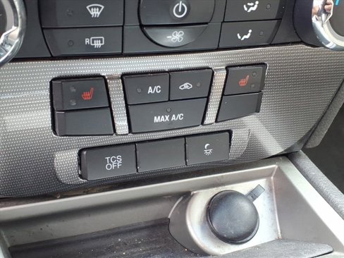 Used 2011 Ford Fusion SEL image 12