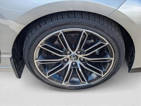 Used 2020 Toyota Avalon Touring image 24