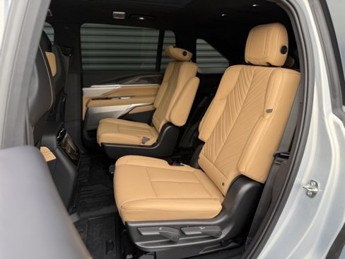 Used 2025 Cadillac Escalade IQ Sport 2 image 22