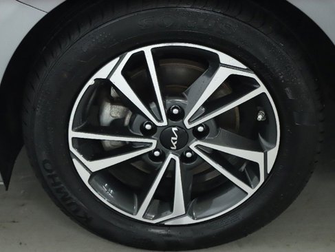 Used 2024 Kia Forte LXS image 36