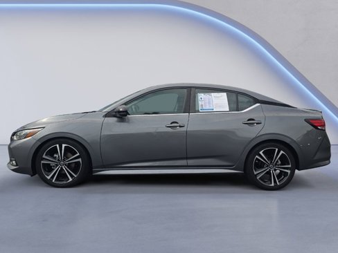 Used 2020 Nissan Sentra SR image 3