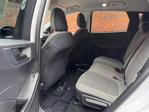 Certified 2022 Ford Escape SE w/ Cold Weather Package image 23