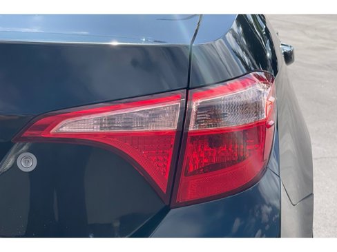 Used 2017 Toyota Corolla L image 43
