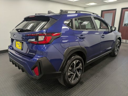 Used 2024 Subaru Crosstrek 2.0i Premium image 4