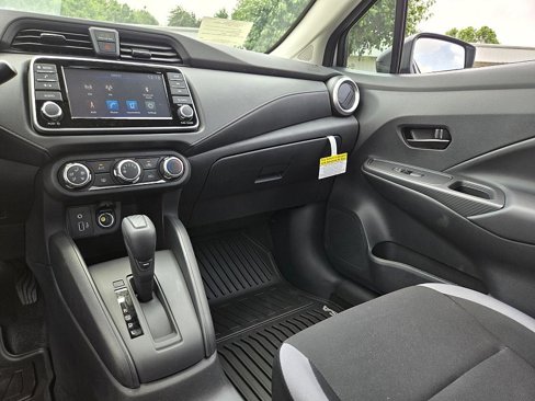New 2025 Nissan Versa S image 13